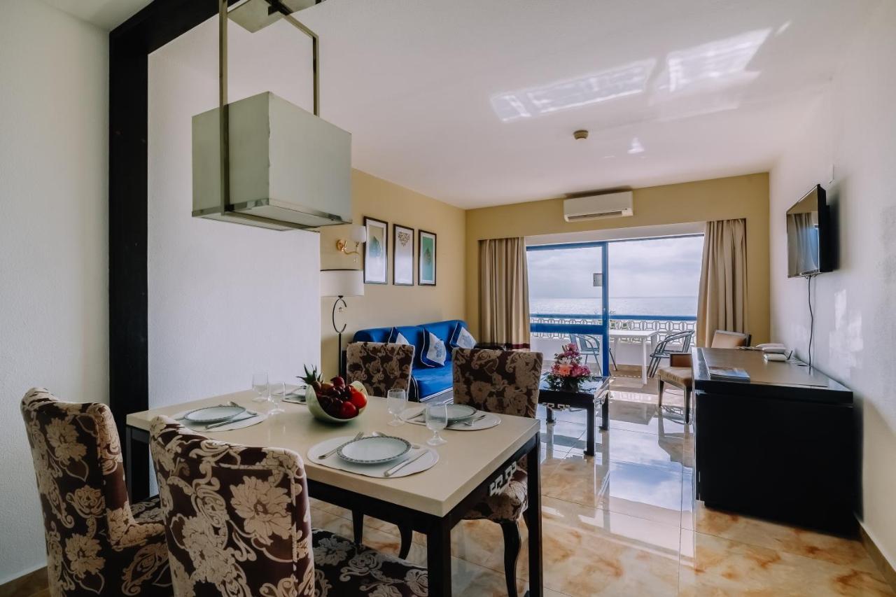 Apart-hotel Grand Muthu Oura View Club 5*