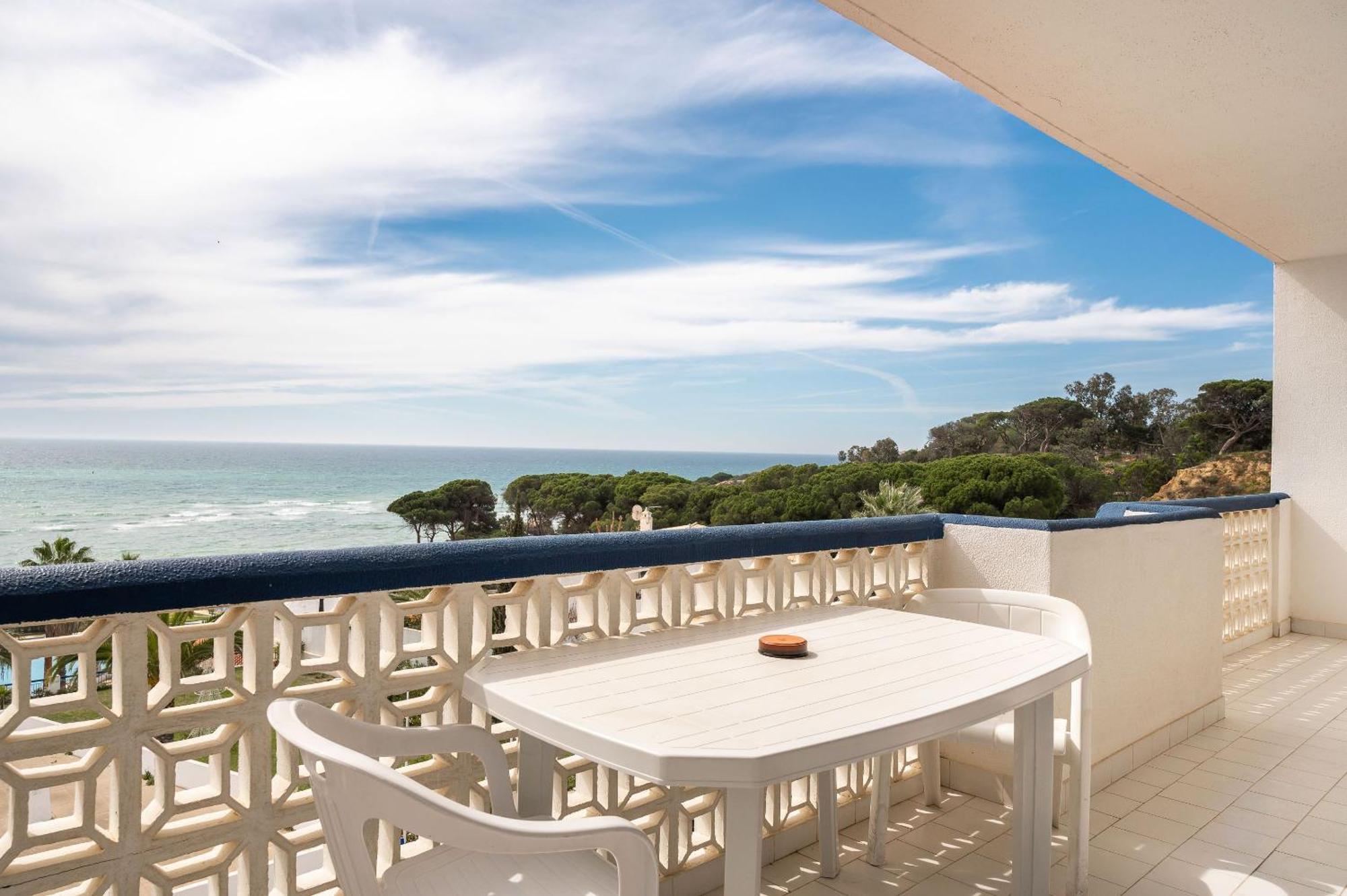 Grand Muthu Oura View Club Apart-hotel 5*